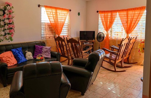 Municipality of Cienaga de Zapata Casa | El Hostal de Yudeisys PLAYA GIRON