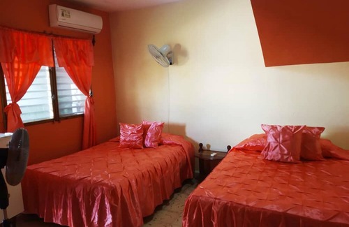Municipality of Cienaga de Zapata Casa | El Hostal de Yudeisys PLAYA GIRON