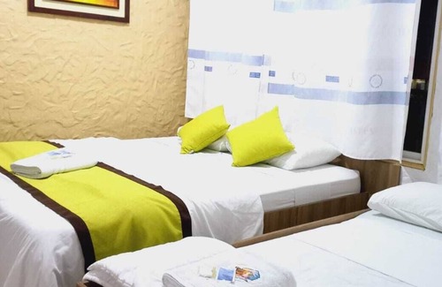 Comuna San José Hotel | El Kuy surfista