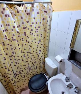 San Agustín de Valle Fértil Casa | El Lapacho Cabañas