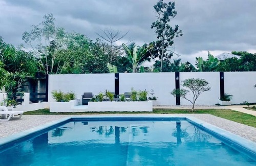 El Limon Casa | El Limon : Chambre Impeccable, Piscine et Nature à Proximité !