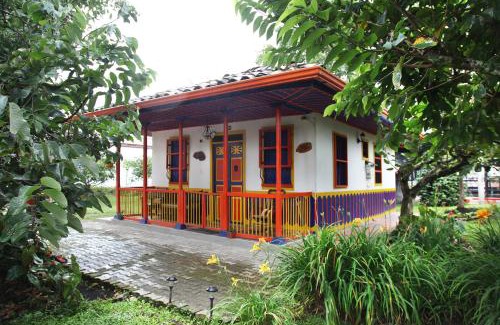 Salento Apartamento | El Madrigal Cabin - Adorable 2-bedroom guesthouse