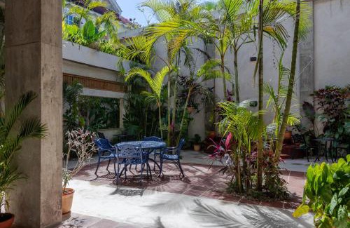 La Iglesia Hotel | El Mambo Boutique Hotel