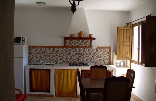 Orgiva Cabaña | EL MANZANILLO, PISCINA,WIFI, PLAYA Y MONTAÑA