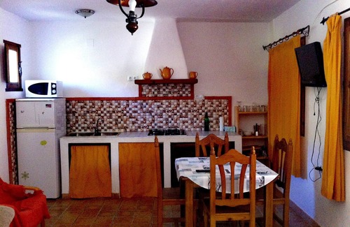 Orgiva Cabaña | EL MANZANILLO, PISCINA,WIFI, PLAYA Y MONTAÑA