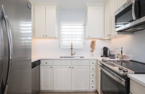 Sawgrass Condominio | Oceanfront Luxury Condo with Sunroom Patio on Ponte Vedra Beach
