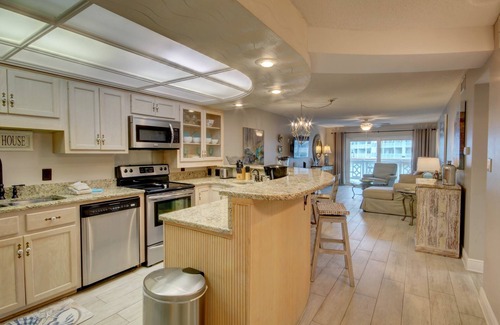 Harold Condominio | 2HAB / 2BA - Hermosas vistas del Golfo y la piscina