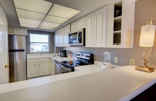 Harold Condominio | 2HAB / 2BA - Frente al golfo con hermosas vistas del golfo y la piscina
