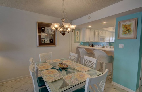 Harold Condominio | 2BR / 2BA - hermosas vistas del Golfo y piscina