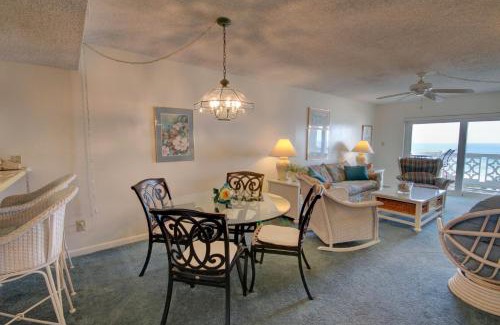 Fort Walton Beach Casa | El Matador 458 - Gulf front with beautiful views of the Gulf and pool