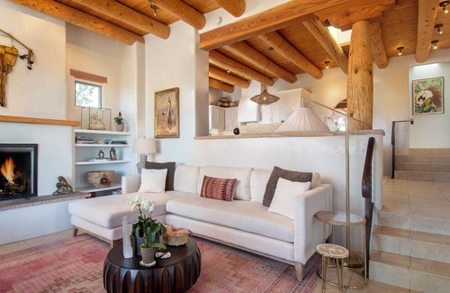 Tesuque Casa | El Mirador Serrano | Luxury Villa w/ Mountain Views