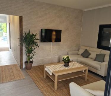 Becerril de la Sierra Casa | EL NIDO DEL AGUILA HOTEL LAS GACELAS, Becerril