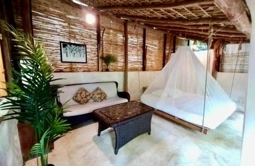 Arroyo Cruz Casa | El nido en la playa con alberca y acceso directo a la bahia de Casa Pauline