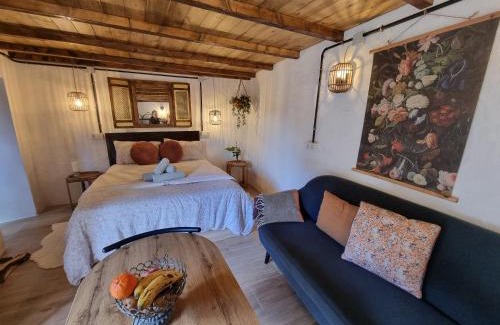 Las Lagunetas Apartamento | El Nido Fuente Hervera. Precioso Loft con Bañera de Hidromasaje