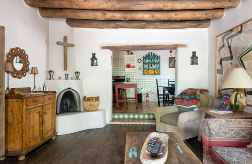 Tesuque Casa | El Nido Lane Tesuque | Fireplaces, Walk to Plaza