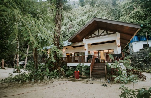 Barangay Buena Suerte Villa | El Nido Water Front