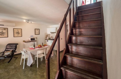 Vernazza Apartamento | El Nin Apartment with Terrace