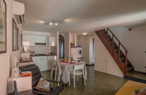 Vernazza Apartamento | El Nin Apartment With Terrace
