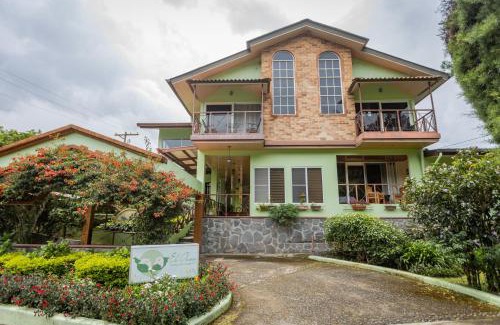 Boquete Hotel | El Oasis Hotel y Restaurante