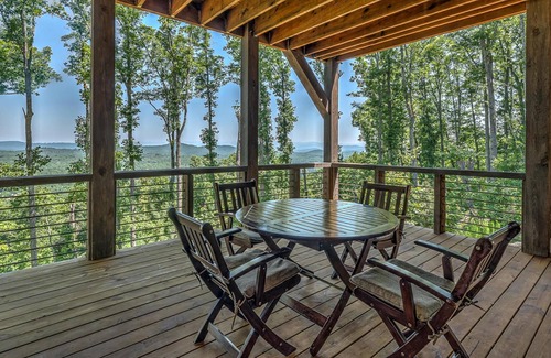 Morganton Cabina | El Oso Cabin by Escape to Blue Ridge