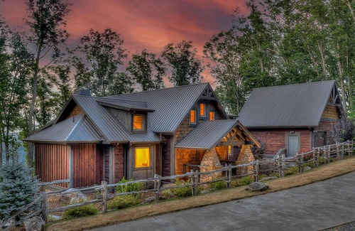 Morganton Cabina | El Oso Cabin by Escape to Blue Ridge