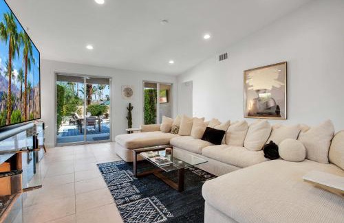Palm Desert Casa | El Paseo Paradise 3BR Desert Oasis with pool & spa