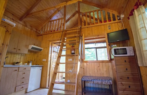Candeleda Cabaña | Casita de madera en Candeleda (Sierra de Gredos) con wifi gratis ideal parejas