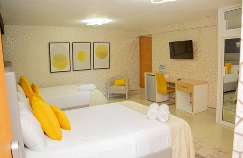Laguna Salada Hotel | El Paso Hotel