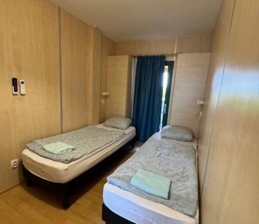 Sturovo Apartamento | EL PASO ubytovanie chata J9 - J13 v areáli kúpaliska