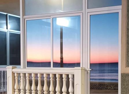 El Perelló Apartamento | El Perello terraza mar