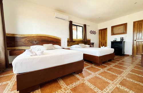 Río Lagartos Hotel | El Perico Marinero