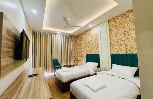 Dharamshala Hotel | El Pino