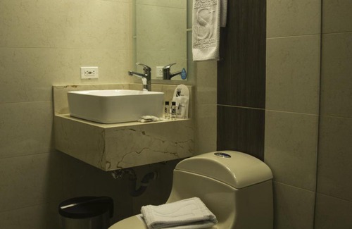 Laureles - Estadio Hotel | El Portón de San Joaquin