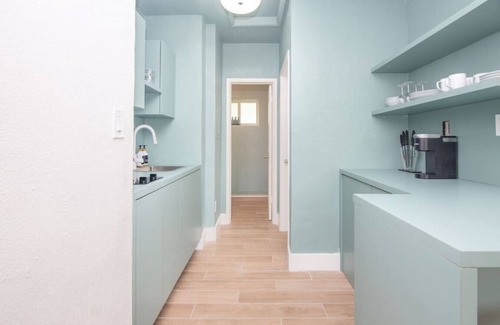 El Portal Apartamento | El Portal #4 · Stylish One Bedroom Apartment in El Portal #4