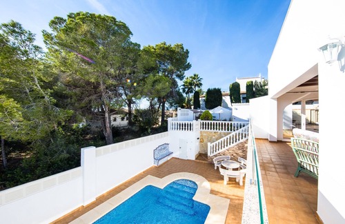 Arnella Villa | El Portet 8 camas, 6 baños, vista al mar, grandes terrazas, cocina de verano, cerca de la playa