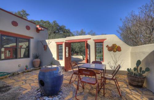 Driftwood Casa | El Ranchito on 578 Acres