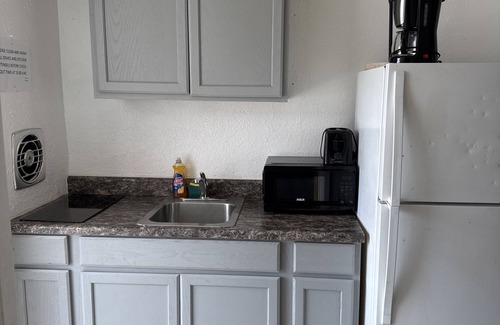 Wildwood Hotel | El Ray motel