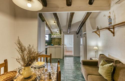 Llampaies Casa | El Rebost Rural de Can Gat Vell