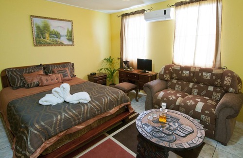 Armenia Hotel | El Rey Hotel