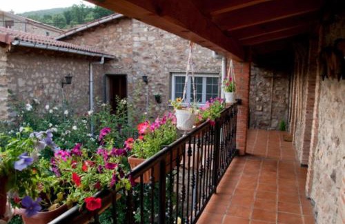 Brugos de Fenar Casa | El Rincón de la Rosa
