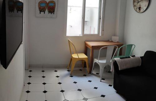 Almeria Centro Apartamento | El Rinconcito Cubano en el Centro