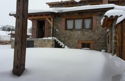 Hoyos del Collado Casa | El Rondillo de Gredos