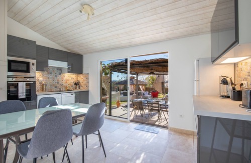 L'Isle-sur-la-Sorgue Cabaña | Haven Of Peace + Pool, LUBERON, barbacoa privada y canal +