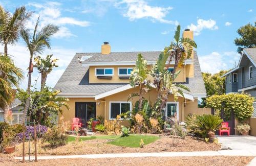 El Segundo Casa | El Segundo Beach 5B4b Home, POOL Hot Tub, BEACHES, Local Town!