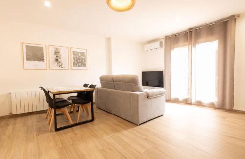 Beceite Apartamento | El sueño del Búho 1. Adaptado, chimenea y terraza