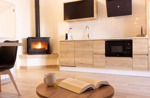 Beceite Apartamento | El sueño del Búho 6. Ático con chimena