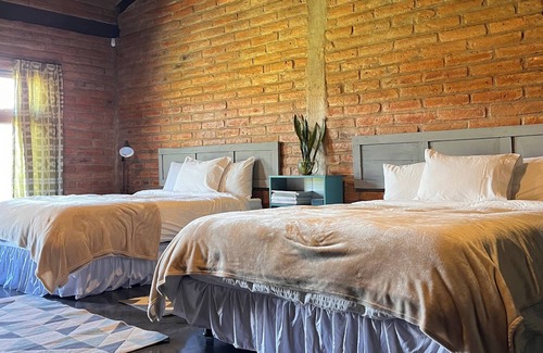 Parroquia Alpachaca Casa | El Trapiche Luxury Villa