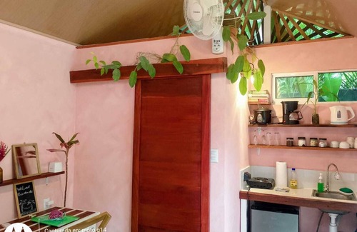Cocles Casa | El Tucan Feliz I Jungle Tiny Guest House near Playa Cocles