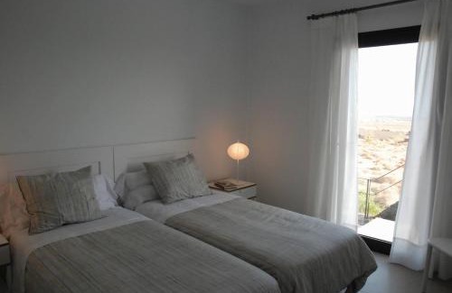 Nazaret Casa | EL TUCAN, Vistas en 3 dormitorios y piscina