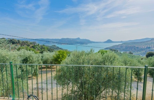 Iznajar Villa | El Villar Rute by Ruralidays